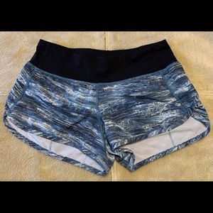 Lululemon Speed Up Shorts- Size 2